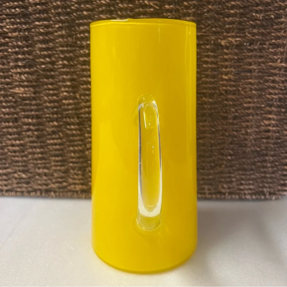 Vintage MCM Yellow Glass Beverage Pitcher With Clear Applied Handle - Picture 5 of 14
